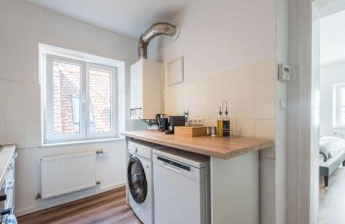 Innenstadt - Sankt Ulrich-Dom Apartment | Direkt am Königsplatz l Für 8 Personen l Beamer l Foosball
