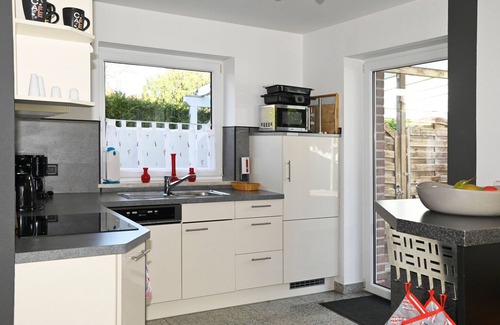 Dangasterweide House | Dirks holiday home nautical - cottage nautical