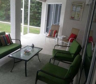 Port Charlotte House | Discount a month 3900 plus fees May to November 1000 off