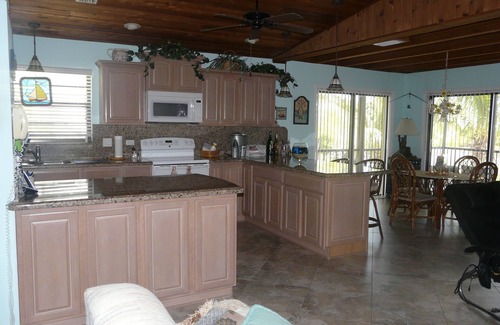Twin Lakes House | Discounted! Beautiful Key Largo home, hot tub, dock for boat on great canal!