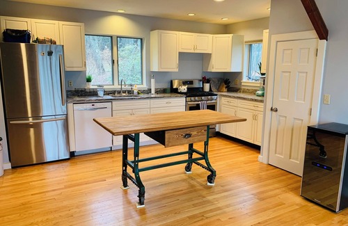Bath House | Discounted for Spring Lovely Waterfront Home in MidCoast Maine