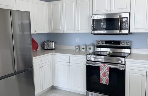 Burnt Store Marina Condo | Discounted for summer amd fall! Now thru November 3 br marina front comdo.