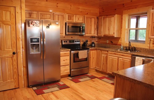 Sevierville House | DISCOUNTED RATES! 4 bed - 4 bath Luxury Cabin, Panoramic Views, Theater Room!