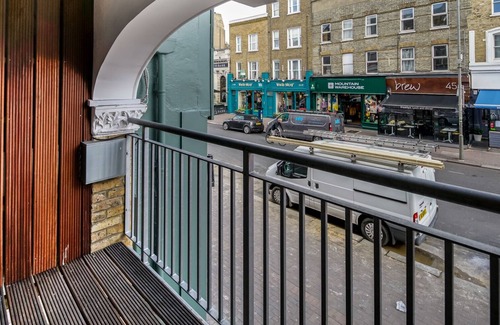 Northcote Apartment | Discounted -Two Bedroom Modern flat in Clapham Junction