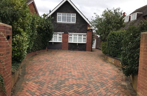 Marston Green House | Discounts, Contractors, Free Parking, WIFI, SMART TVs - NEC, HS2, BHX