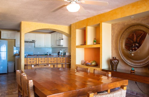 Zona Hotelera Villa | DISCOUNTS OFFERED!Immaculate Mexican Villa with Stunning view to the Caribbean