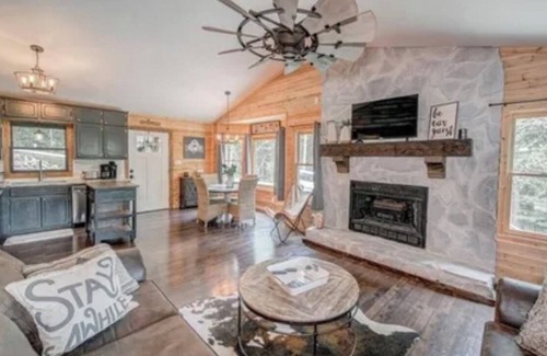 Ellijay Cottage | Discounts thru March!!!