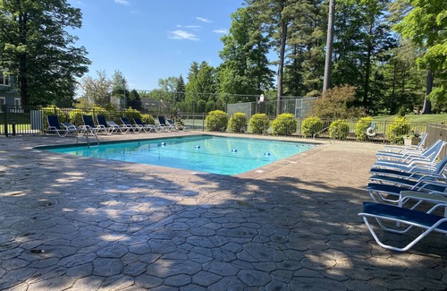 Bolton Landing Condo | Discover fall in the Adirondacks