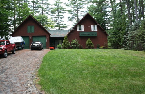 Mount Vernon House | Discover Mount Vernon charm in our spacious 3-bedroom retreat