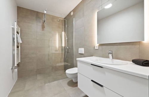 Arborg Apartment | Discover Selfoss: Stylish 4-Bedroom Hideaway