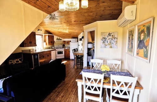 Templeton Apartment | Discover the charm of wine country at the Briarwood one-bedroom apartment!