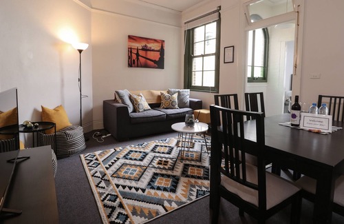 The Rocks House | Discover The Rocks