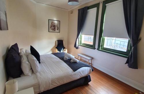 The Rocks Apartment | Discover The Rocks - Historical Terrace House