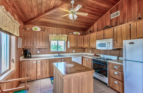 Hope Town House | Discover Tranquility at Lookout House