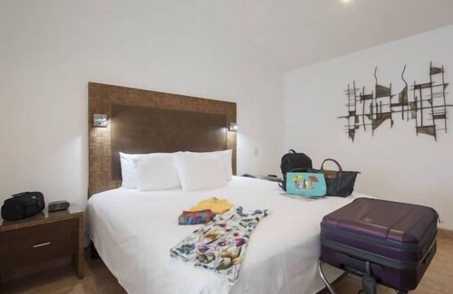 San Jose Hotel | Discover Unusual Bandstand at Parque Central! FREE Parking, Shuttle Service!