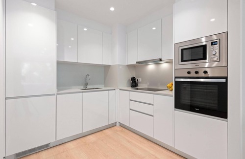 Diagonal Mar i el Front Maritim del Poblenou Apartment | Discover Your Urban Oasis: Modern 1-Bedroom Apartment in Barcelona's Vibrant Forum Area