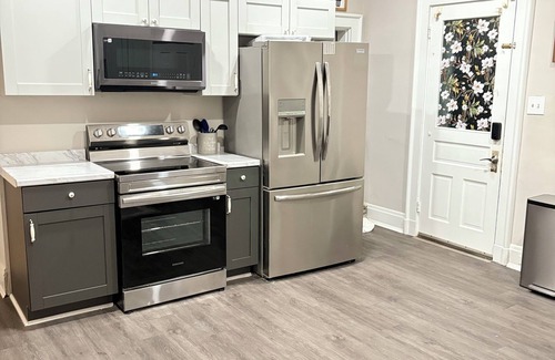Cincinnati House | Discover Your Urban Retreat- Beautiful 3-Bedroom Home in Cincinnati
