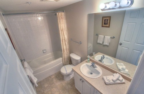 North End Condo | Discovery Bay Resort 304- 2Bed-2Bth- 1389720-- 90 Day Min --