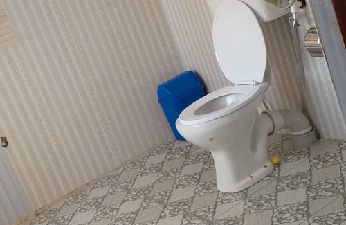 Entebbe Hotel | Discovery Courts Hotel
