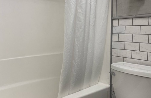 Macon Hotel | Discovery Inn Macon