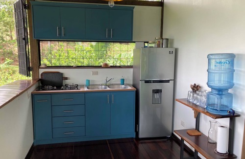 Puerto Jimenez House | Disfruta de un acogedor bungalow con vistas al Golfo Dulce rodeado de naturaleza