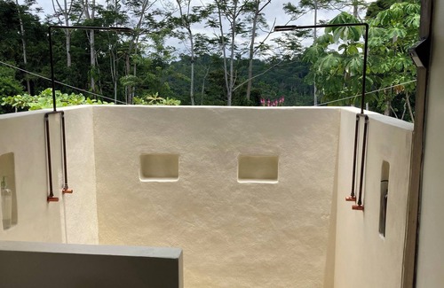 Puerto Jimenez House | Disfruta de un acogedor bungalow con vistas al Golfo Dulce rodeado de naturaleza