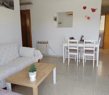 Zaidin Apartment | Disfruta Granada,incluso con tu mascota Parking