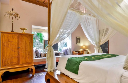 Laksmana Hotel | Disini Villa
