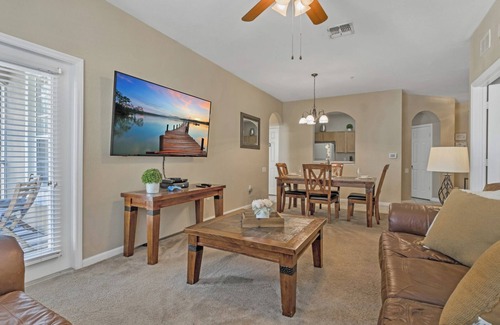 Windsor Hills Resort | Disney 2 miles w/Heated Pool, water park, basketball tennis courts, game room