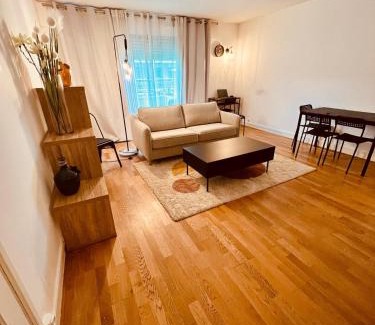 Meaux Apartment | Disney-Bord de Marne-Parking Privé
