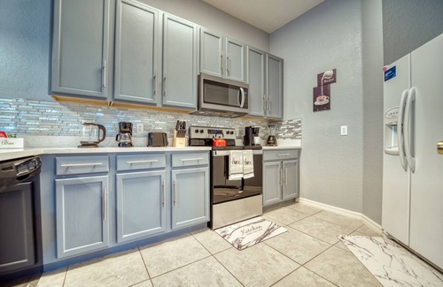 Bahama Bay Condo | Disney Condo minutes to Orlando Theme parks
