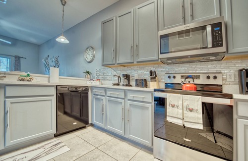 Bahama Bay Condo | Disney Condo minutes to Orlando Theme parks