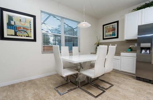 Bellavida House | DISNEY Large Family-Friendly Townhouse w/Pool - 06