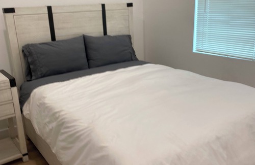 Midway City House | Disney/Lt Saigon/3mi/3bd2ba - Reva
