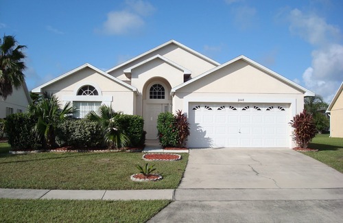 Lakeside Estates Villa | Disney Orlando Lake 4 Bed Luxury Pool Villa