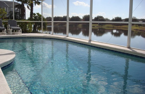 Lakeside Estates Villa | Disney Orlando Lake 4 Bed Luxury Pool Villa