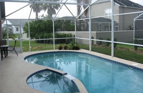 Lake Davenport Estates Villa | Disney Quiet, Spacious, Contemporary/Salt Water Pool & Spa, Wi-fi