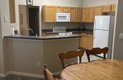 Sandy Ridge Villa | Disney/Universal/Seaworld/Golf 4bed/3bath Villa Pool Heat/wifi Included