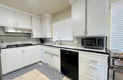 Midway City House | Disneyland Town Vacation Home Near Disney