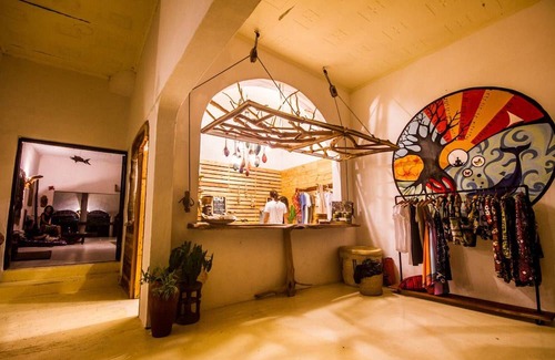 Kilifi Hostel | Distant Relatives Ecolodge & Backpackers