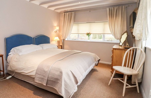 Shipston on Stour Cottage | DISTILLERS COTTAGE, pet friendly, with open fire in Blackwell
