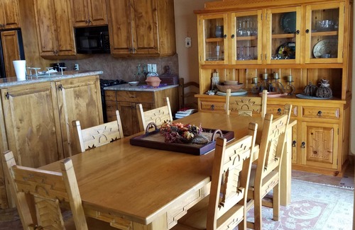 Picacho Hills House | Distinctive Elegance