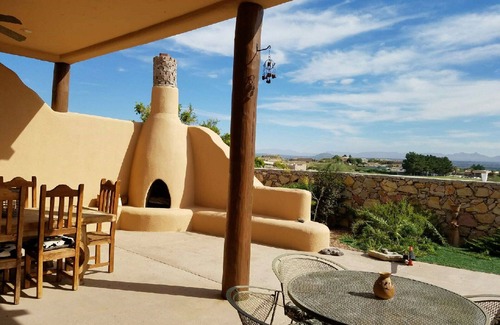Picacho Hills House | Distinctive Elegance