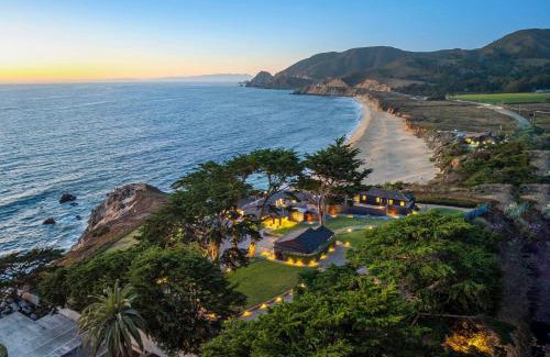 Montara House | Distinguished Oceanfront Point Estate with Iconic Beach Mountain Vistas