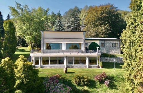 Civenna Villa | DISTINTA - Six Bedroom Villa, Sleeps 13