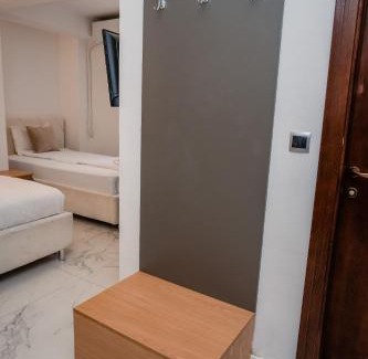 Varosh Apartment | District&Delago Villa & Resturant