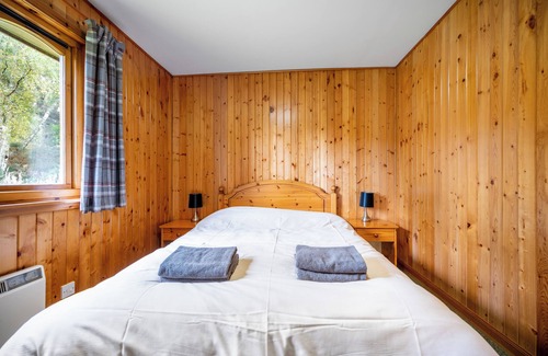 Glen Urquhart Cabin | Divach Lodge @ Lochletter Lodges. A 3 bedroom lodges in beautiful Glen Urquhart.