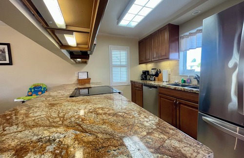Key Largo Villa | Divers Delight with Golf Cart, 2 Kayaks, Pool