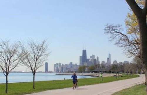Wrightwood Neighbors House | Diversey #2 Lincoln Park-Short walk to Wrigley, Lincoln Park and The Beach!
