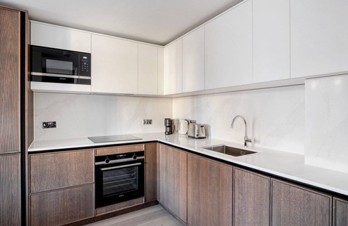 Clerkenwell Apartment | Divine Farringdon 1BR w/Gym & Pool, nr Restaurants, by Blueground